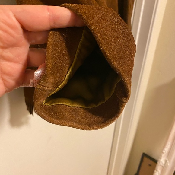 Vintage 60s Brown Suede Fringe Jacket M/L ๐ค fringe hem ๐ค western detail ๐ค - Picture 10 of 12